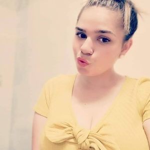 Meet your Posher, Aleena